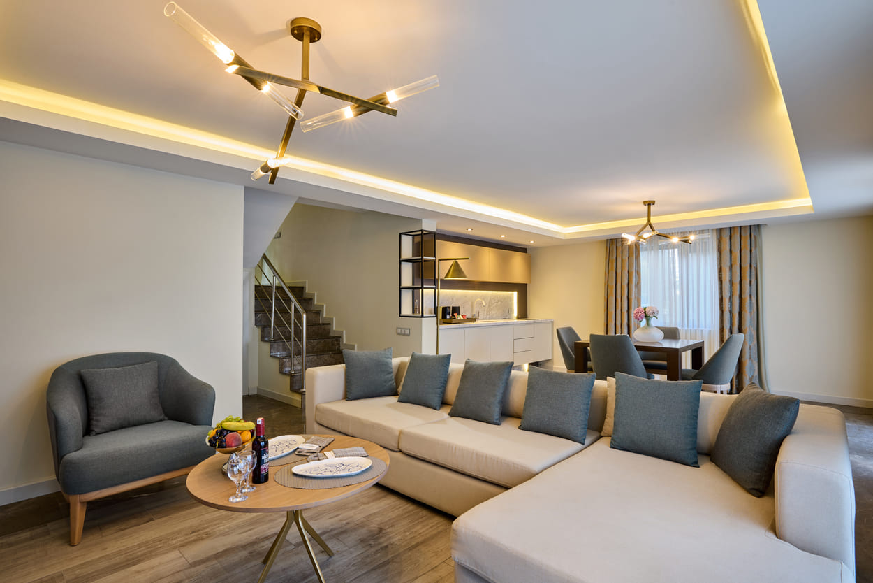 Royal Diwa Family Dublex Suite