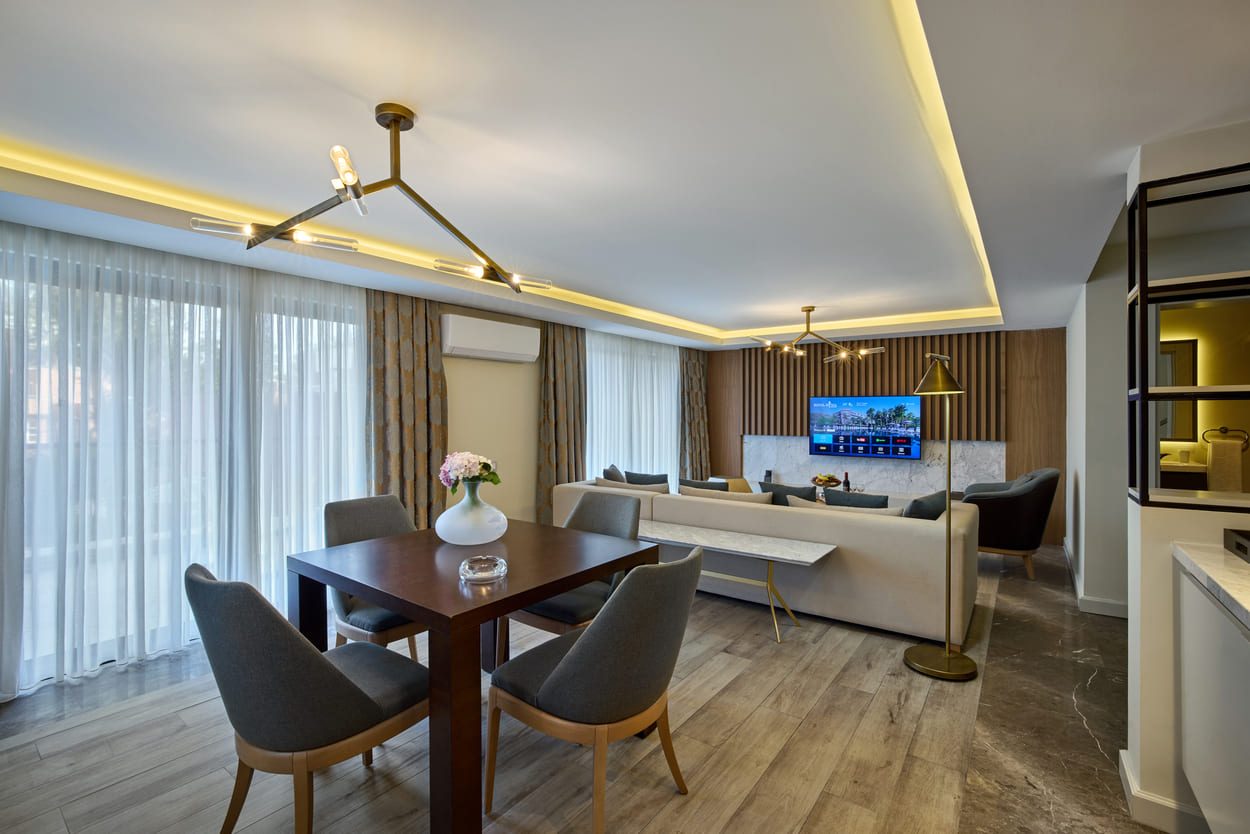 Royal Diwa Family Dublex Suite